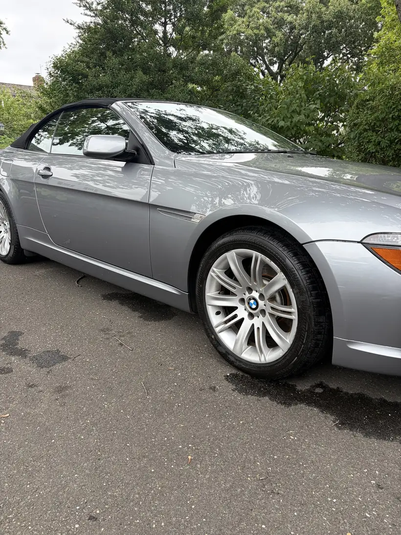 BMW 650i fender and wheel after paint correction