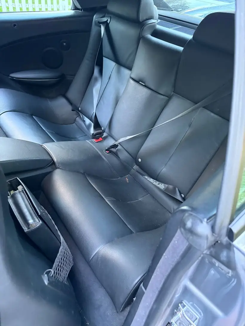 BMW 650i rear compartment before