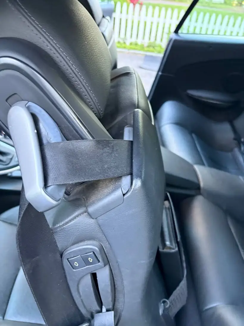 BMW 650i seat before